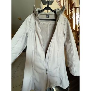 Women’s rain coat (Size L)